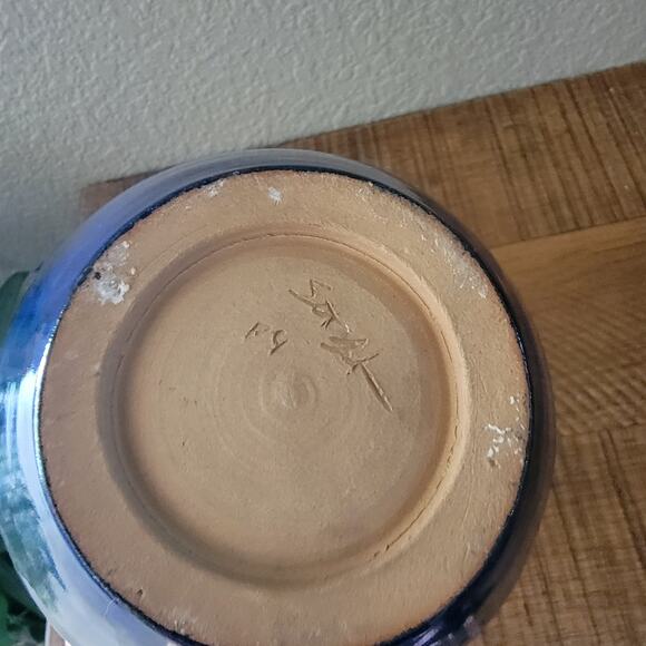 Vintage Studio Pottery Vase Signed 1994 with Cobalt Blue Glaze 7.5 Inch Handmade - Picture 8 of 10